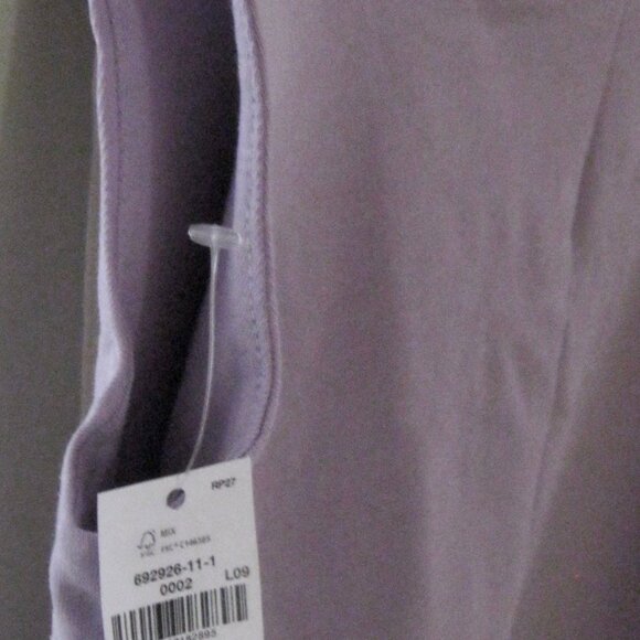 "OLD NAVY NEW LOW CUT T SHIRT IN SIZE MEDIUM, COLOR LAVENDER NEW AND NEVER WORN" - Picture 5 of 12